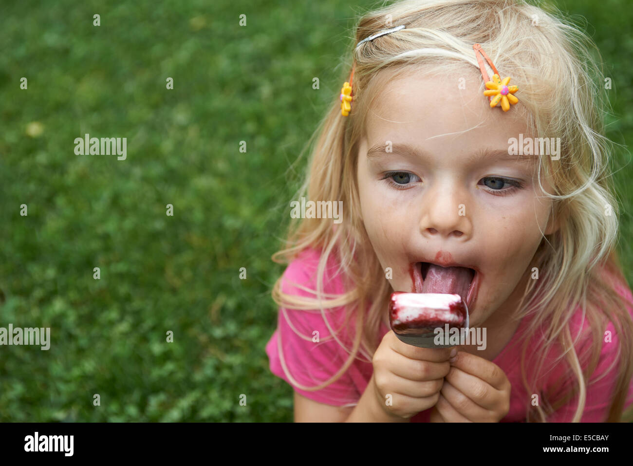 маленькая девочка сосала рассказы. детская гендерная карина. маленькие детки лесбияночки. анекдот а папа у меня красивый. маленькая девочка сосала рассказы.