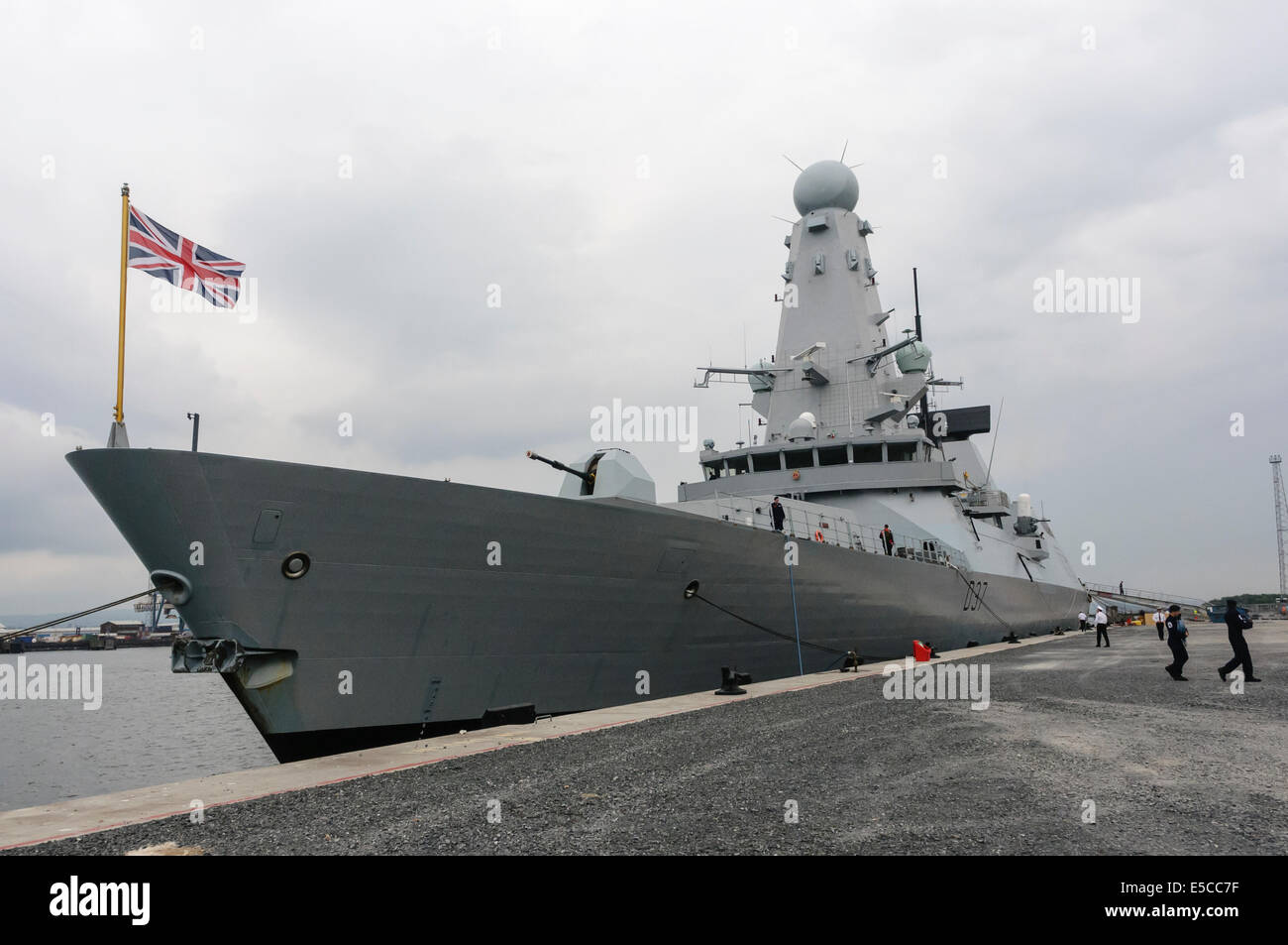 Belfast, Northern Ireland. 26/07/2014 - The newest ship in the Royal Navy, the Type 45 destroyer HMS Duncan, arrives into her adopted city of Belfast for a three day visit. Credit:  Stephen Barnes/Alamy Live News Stock Photo