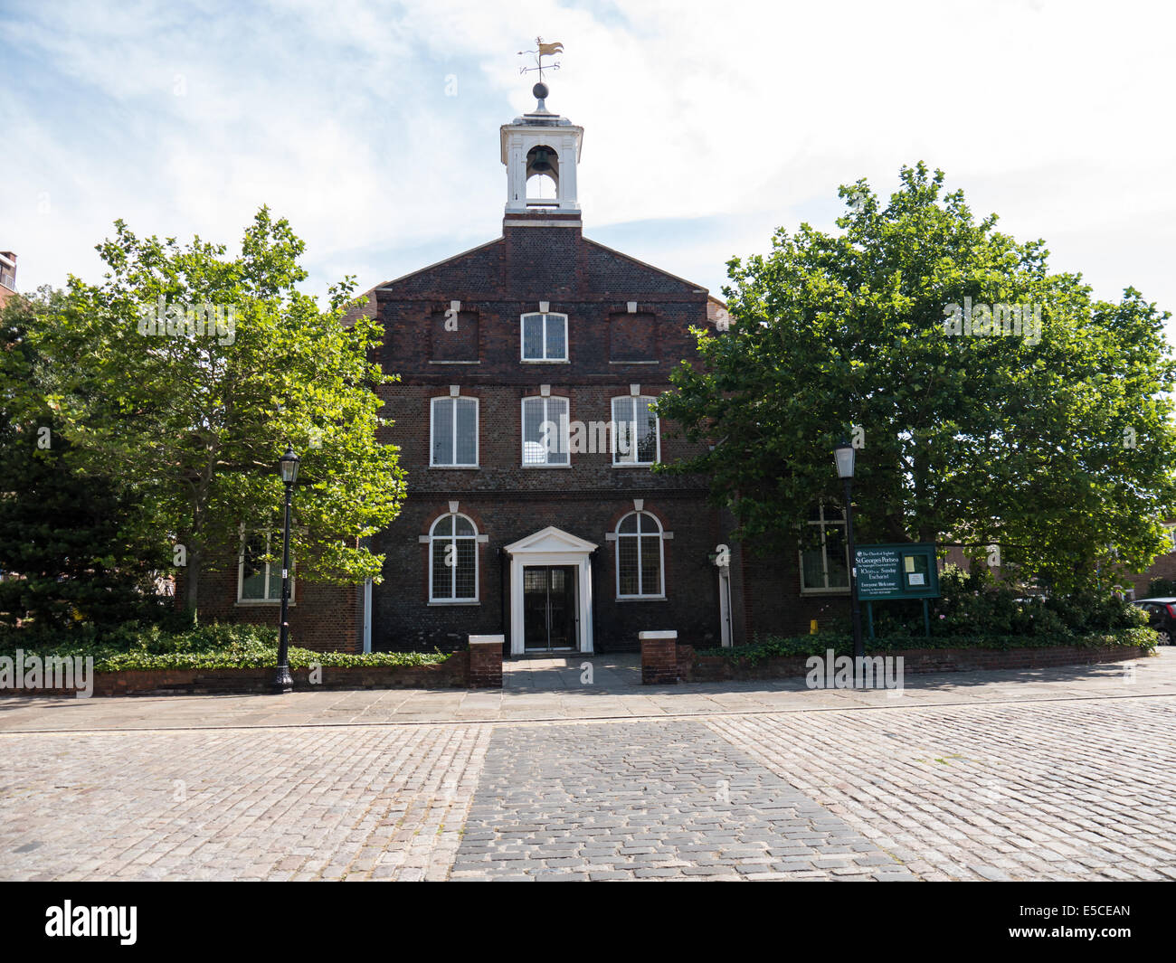 Portsmouth st square hires stock photography and images Alamy