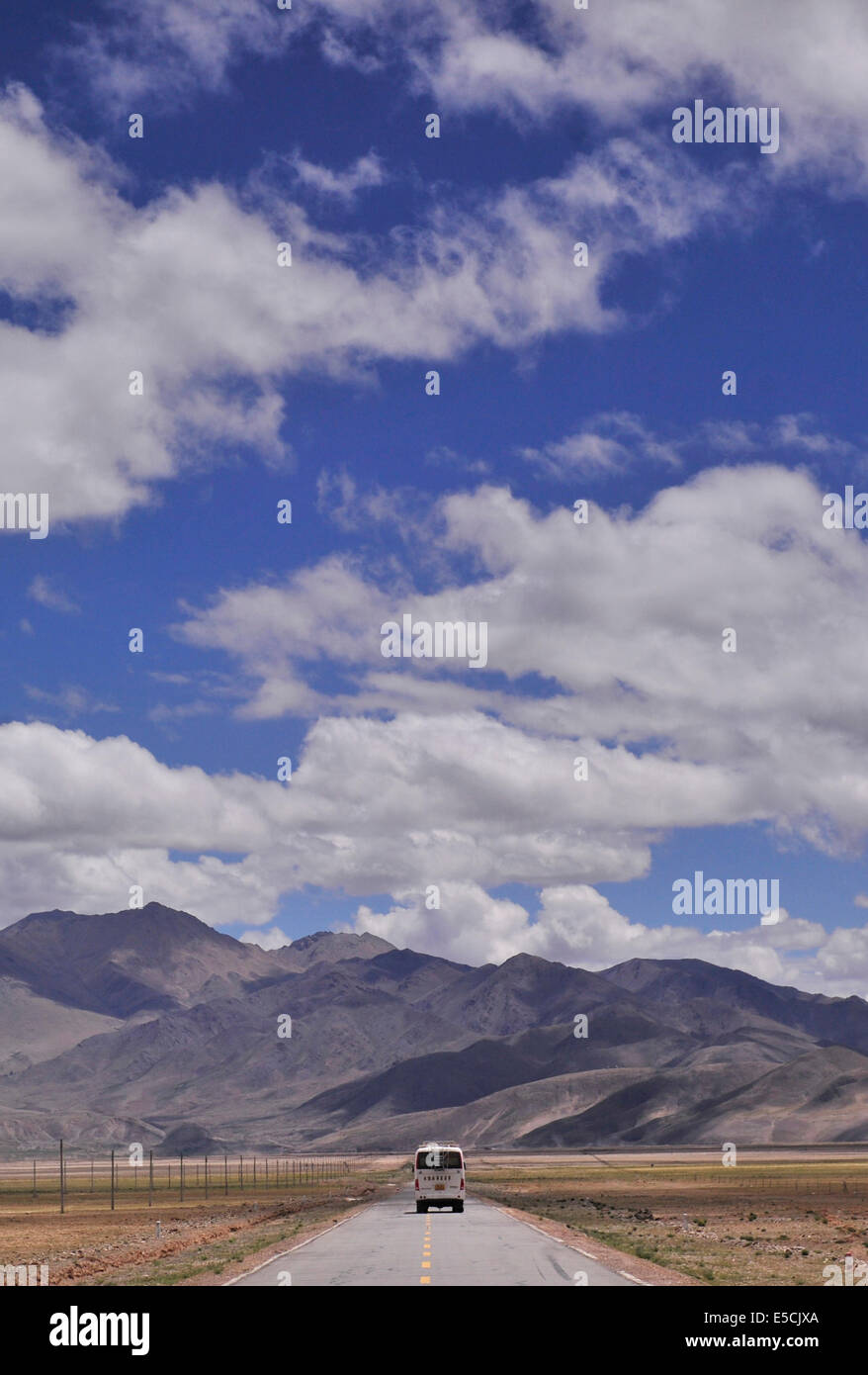 Highway 110 china hires stock photography and images Alamy