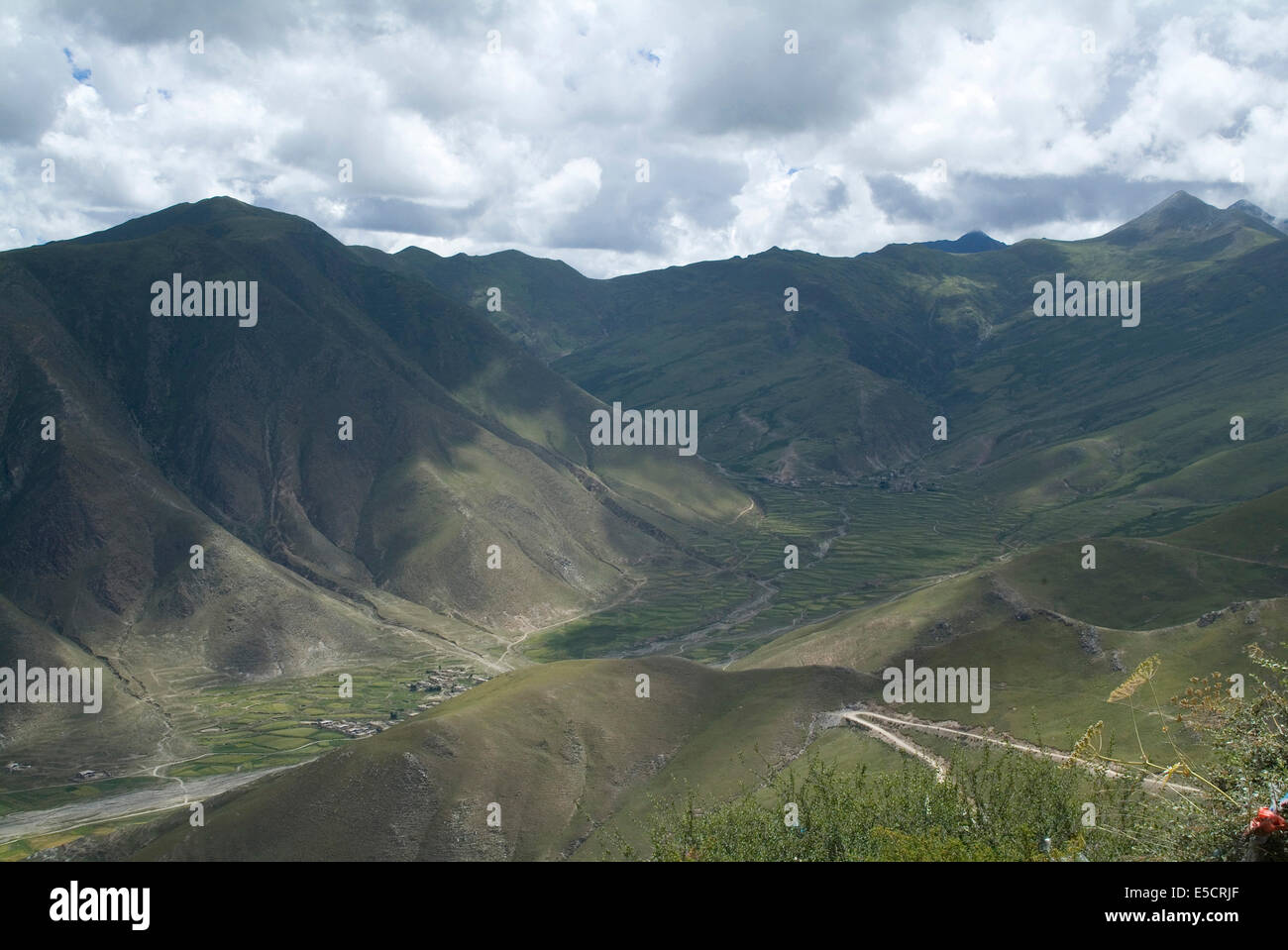 Road to Ganden, Monastery, elevation 4500 metres, Tibet, China Stock Photo