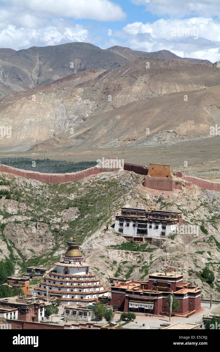 View from the Fort over Gyantse, Kumbum in the distance, Tibet, China Stock Photo