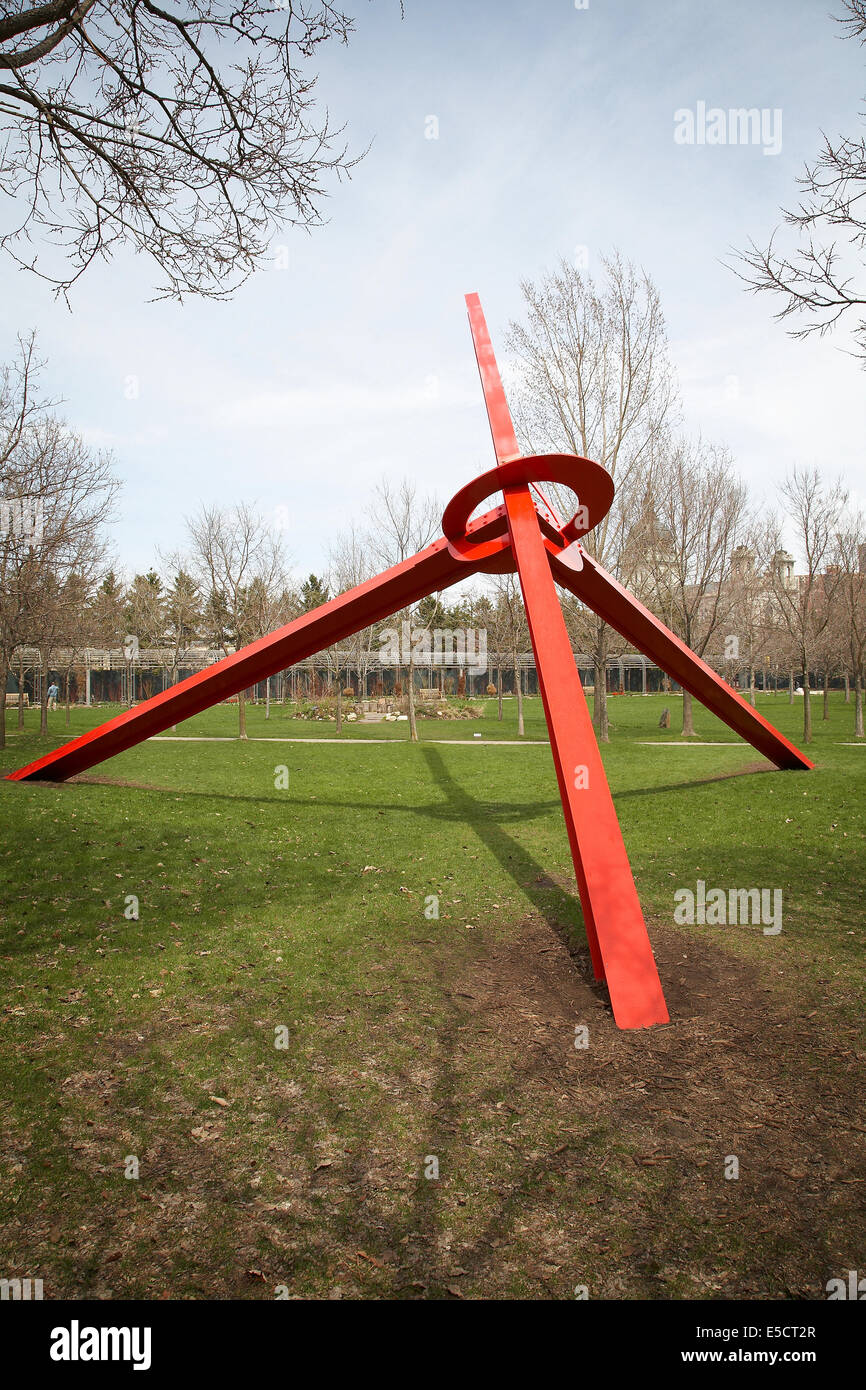 Sculpture by Mark Di Suvero called Molecule at Minneapolis sculpture ...