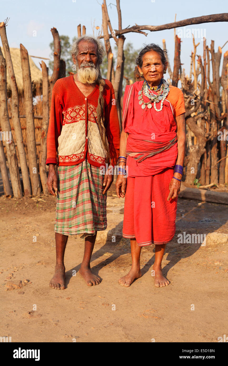 Old tribal couple, Baiga tribe, Karangra Village, Chattisgadh, India Stock Photo
