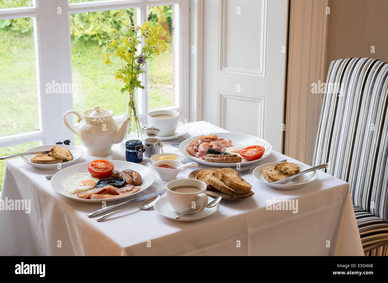 English breakfast table deals