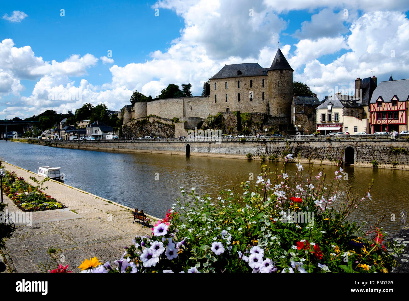 The Mayenne River And Chateau In The Town Of Mayenne France Stock 
