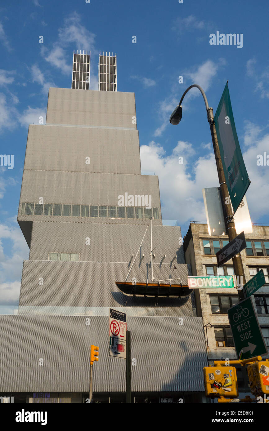 New Museum Bowery sculpture New York City Stock Photo Alamy