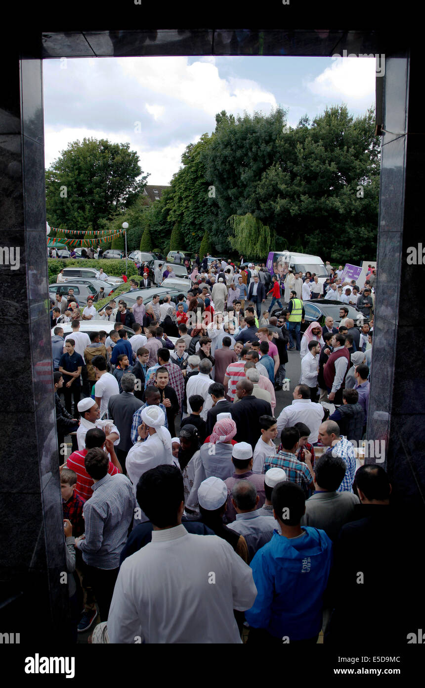 Dublin, Ireland. 28th July, 2014. Muslims gather to celebrate Eid starting with prayers in the mosque in Clonskeagh, Dublin.  Family and friends gathered as they celebrate after the holy month of Ramadhan. Credit:  Nazrie Abu Seman/Alamy Live News Stock Photo