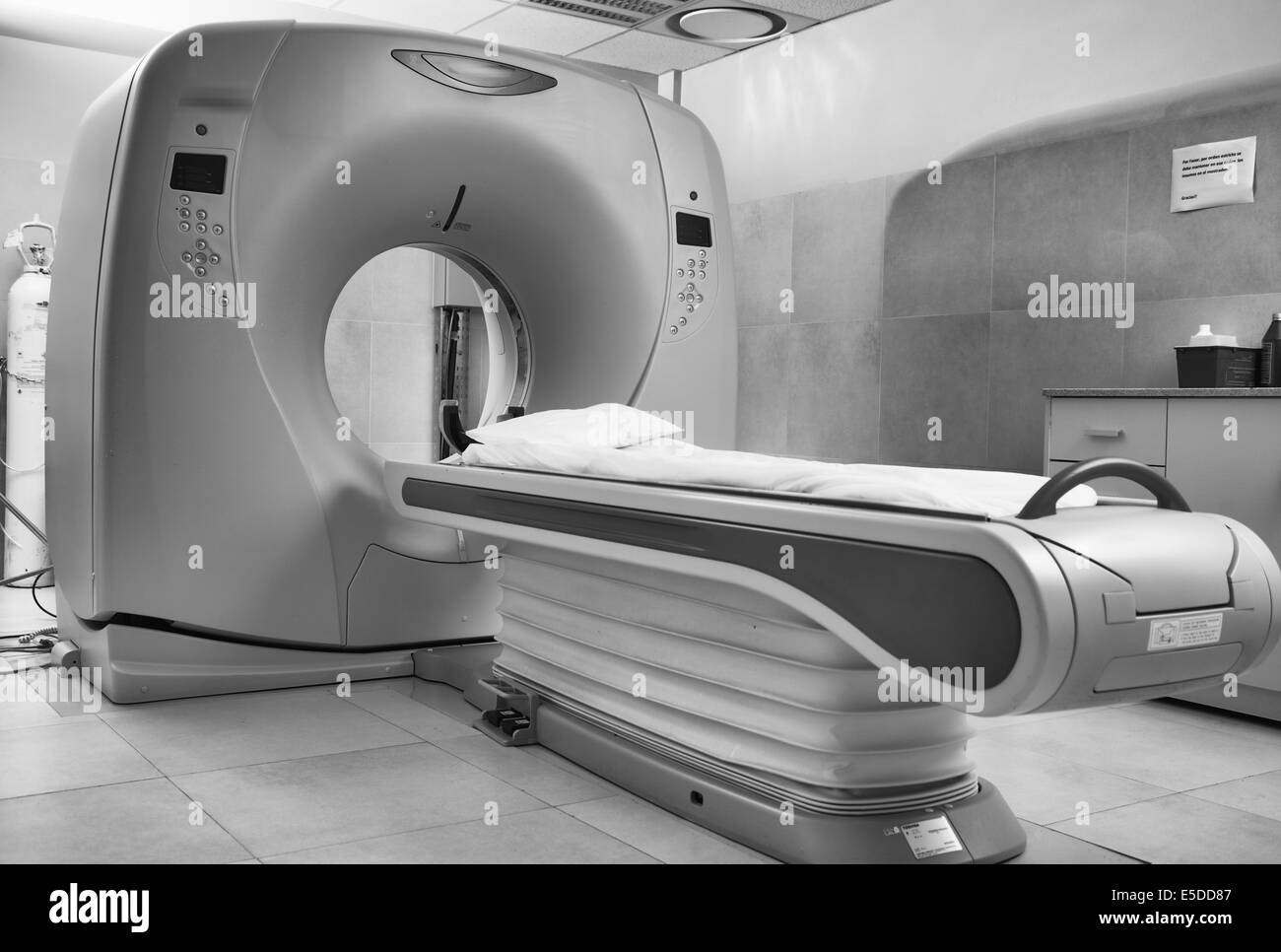 Mri Black and White Stock Photos & Images Alamy