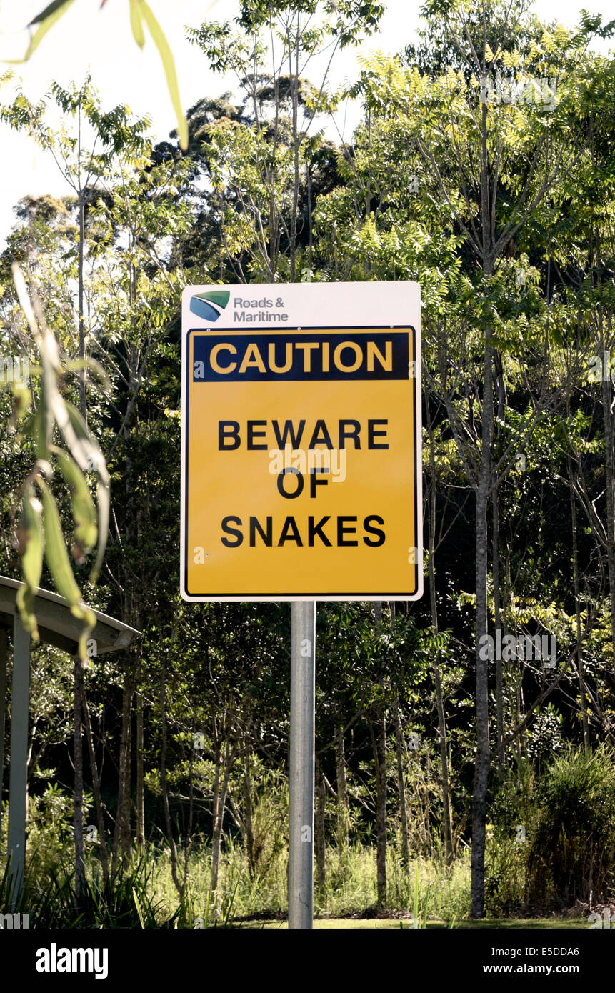 Sign Beware of Snakes at a roadside rest area off the New England Hwy, northern NSW Australia Stock Photo