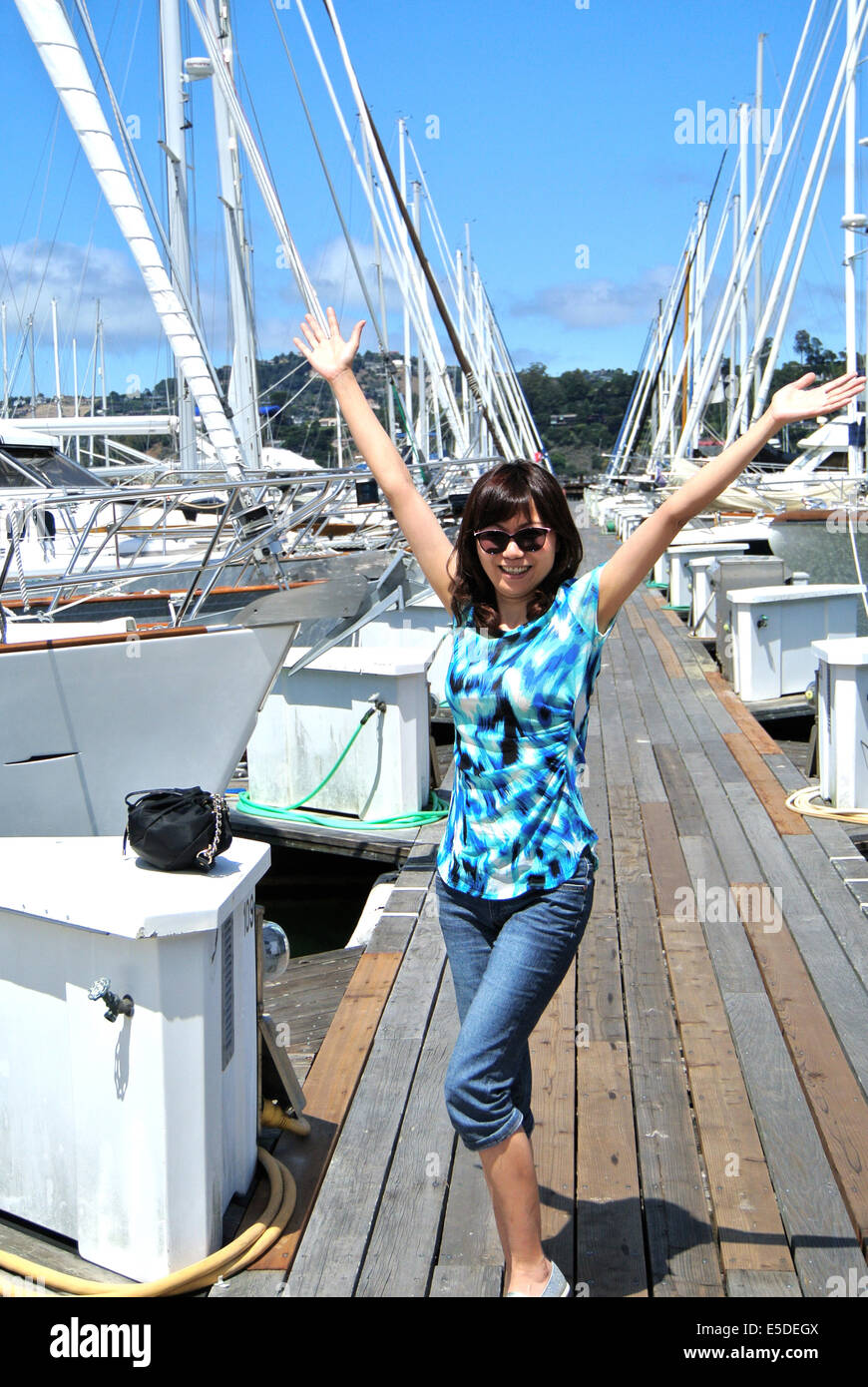 Asian woman poses hi-res stock photography and images - Alamy