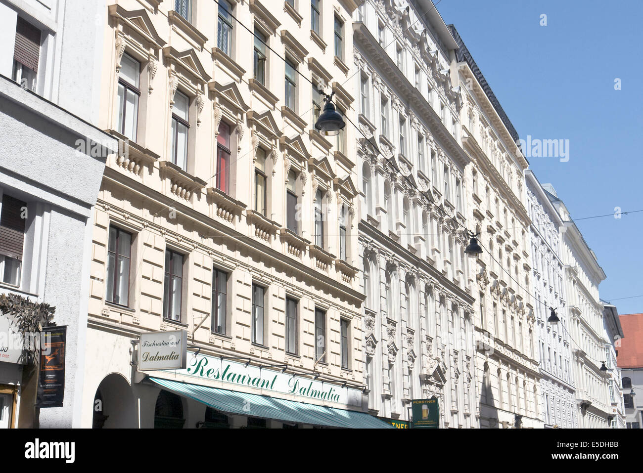 austria-vienna-riemergasse-typical-viennese-late-19th-century-architecture-E5DHBB.jpg