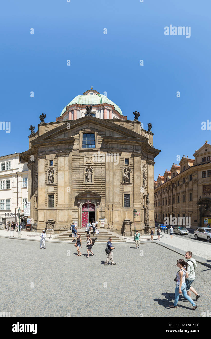 Czech Republic, Prague, Knights of the Cross Square with Church of St Francis Stock Photo
