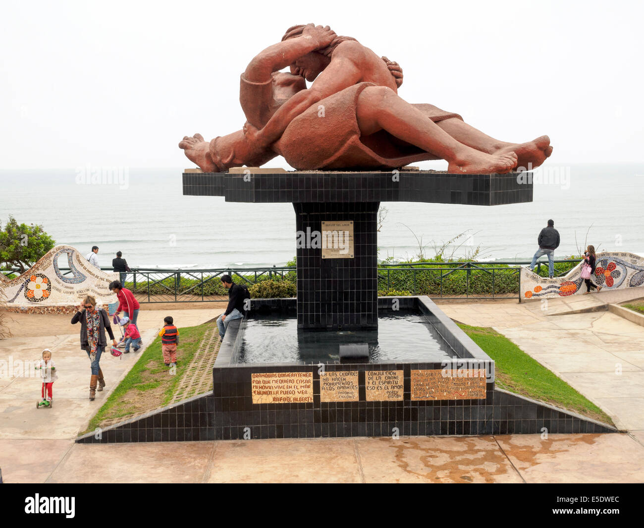 Parque del Amor in Miraflores district Lima, Peru Stock Photo Alamy Parque del Amor in Miraflores district Lima, Peru Stock Photo Alamy