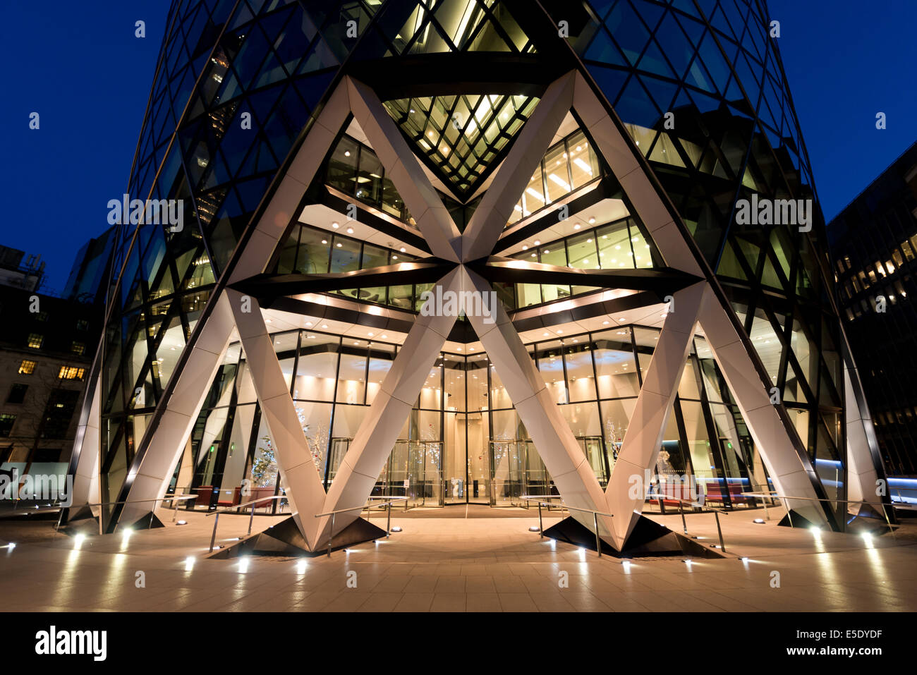 The entrance to Norman Foster's the Gherkin, City of London. Formally 30 St Mary Axe and home to Swiss re insurance company. Stock Photo