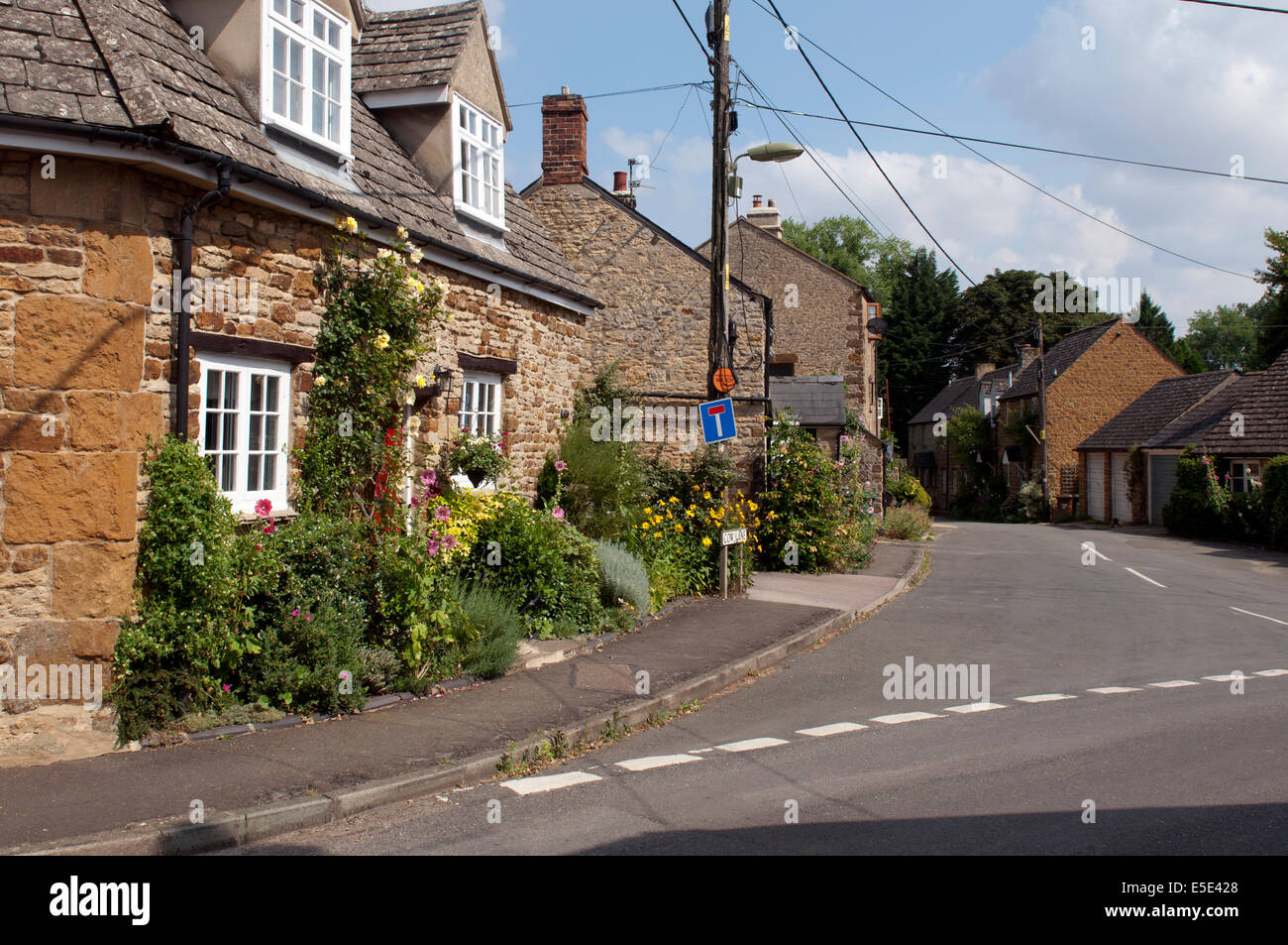 Steeple Aston village, Oxfordshire, England, UK Stock Photo Alamy