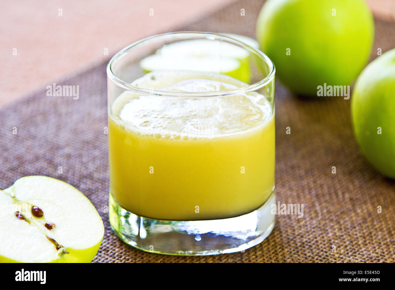 Extract the juice hires stock photography and images Alamy