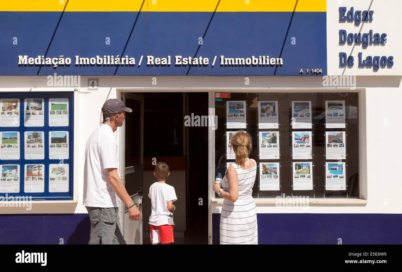 Carvoeiro and algarve hires stock photography and images Alamy