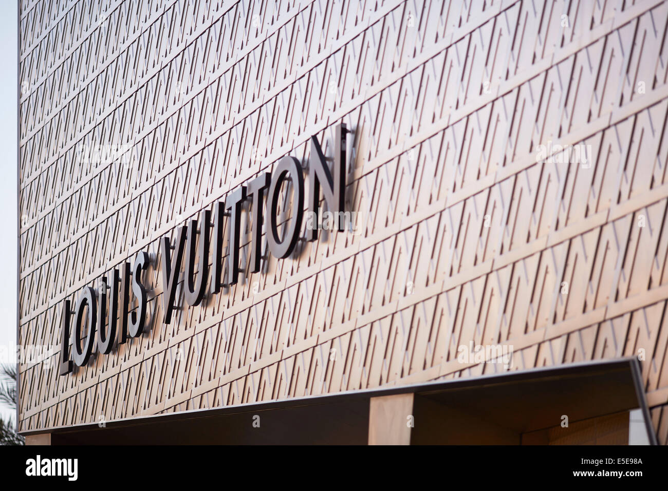 Louis Vuitton South Coast Plaza Maplewood