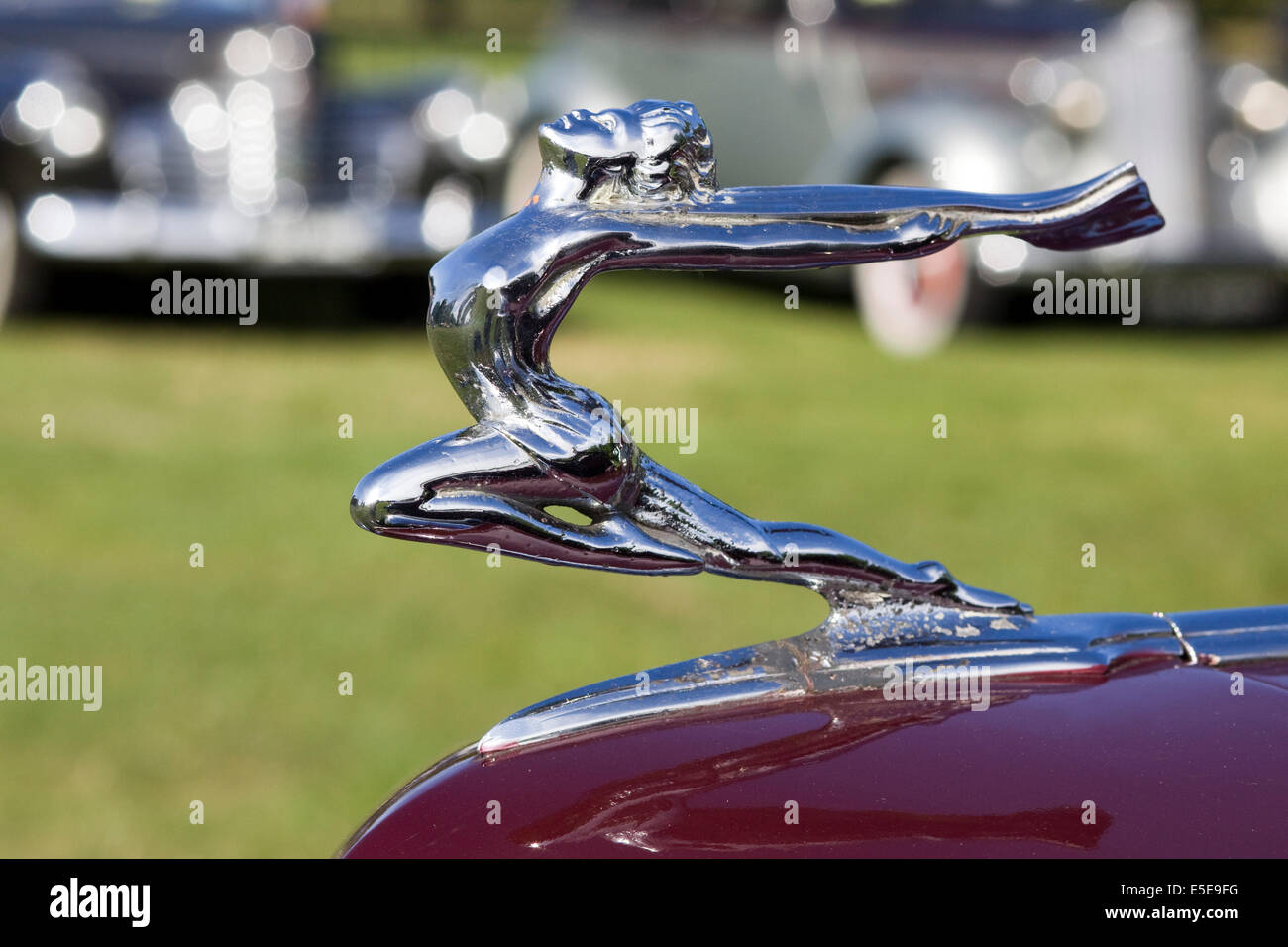Hood ornaments aged hi-res stock photography and images - Alamy
