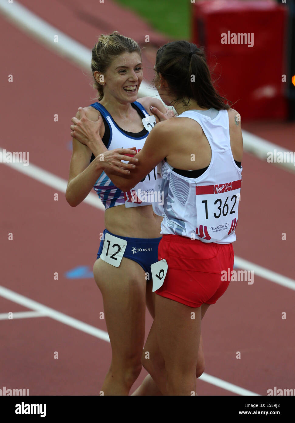 BETH POTTER & KATE AVERY 10000 METRES HAMPDEN PARK GLASGOW SCOTLAND 29