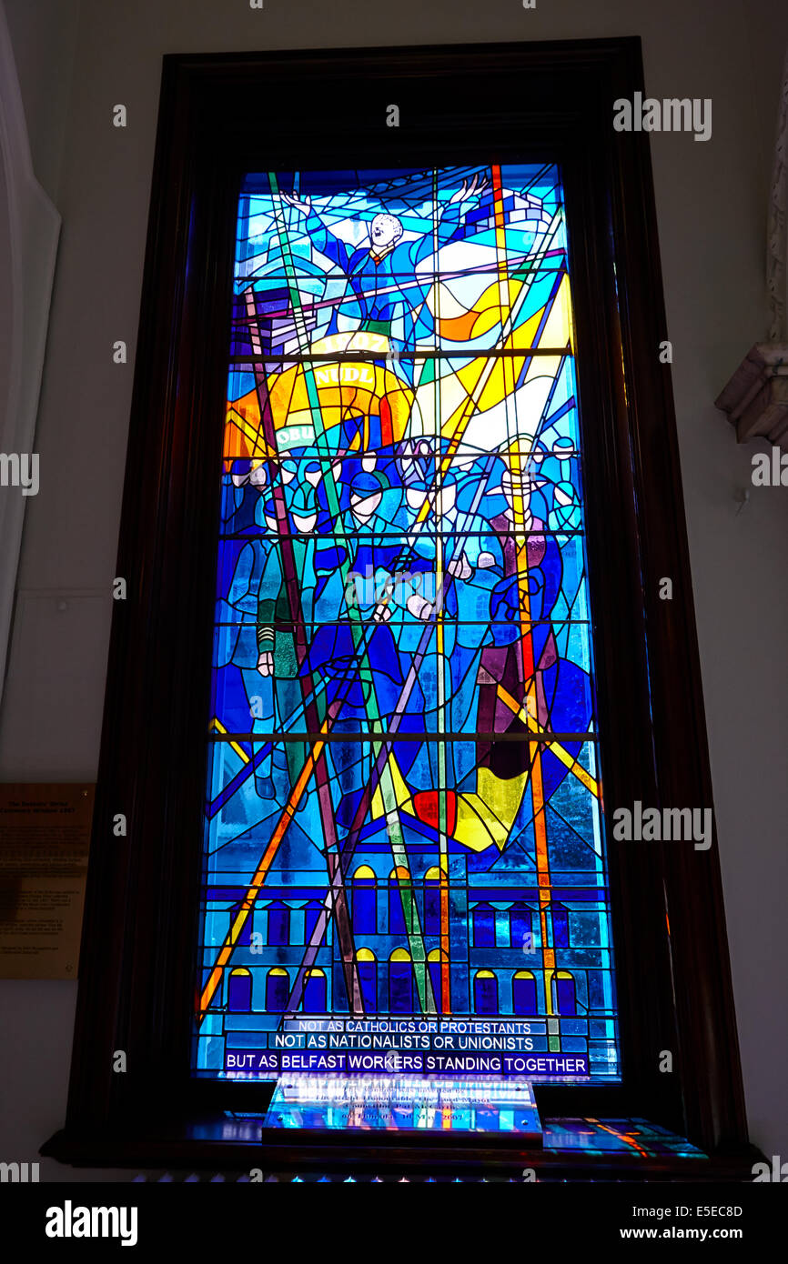 1907 dockers strike centenary stained glass window in Belfast city hall in city centre Stock Photo