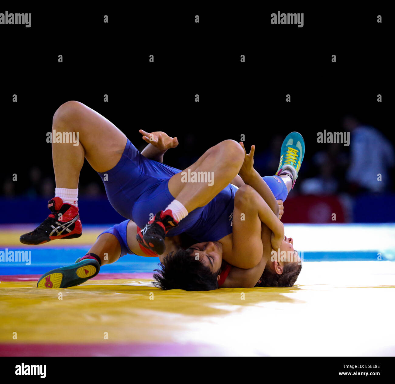 SECC Glasgow Scotland 29 Jul 2014. Commonwealth Games day 6. Men's and Women's wrestling rounds. Vinesh IND takes gold over Yana Rattigan ENG Credit:  ALAN OLIVER/Alamy Live News Stock Photo