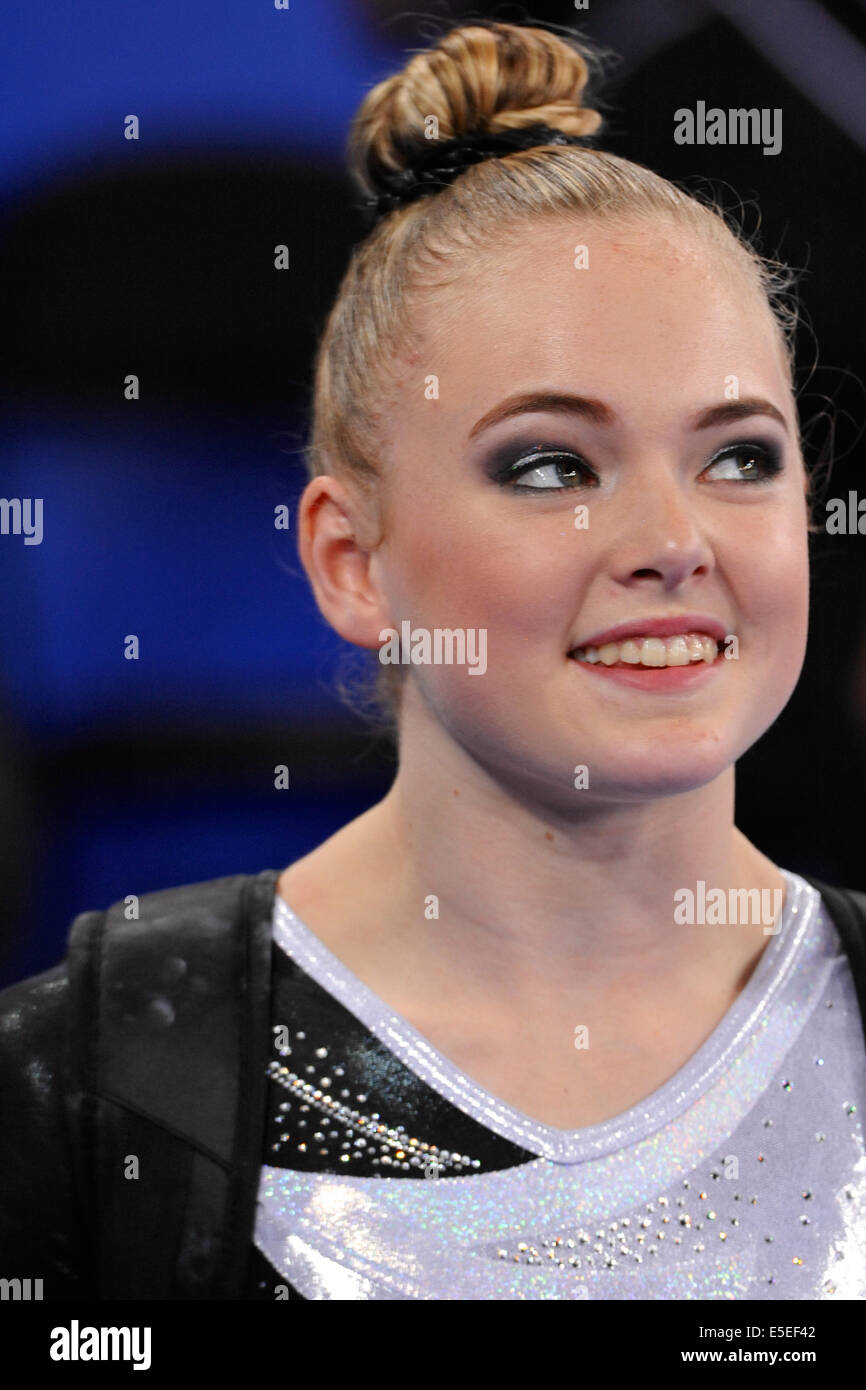 Charlotte sullivan hi-res stock photography and images - Alamy, image size:866x1390