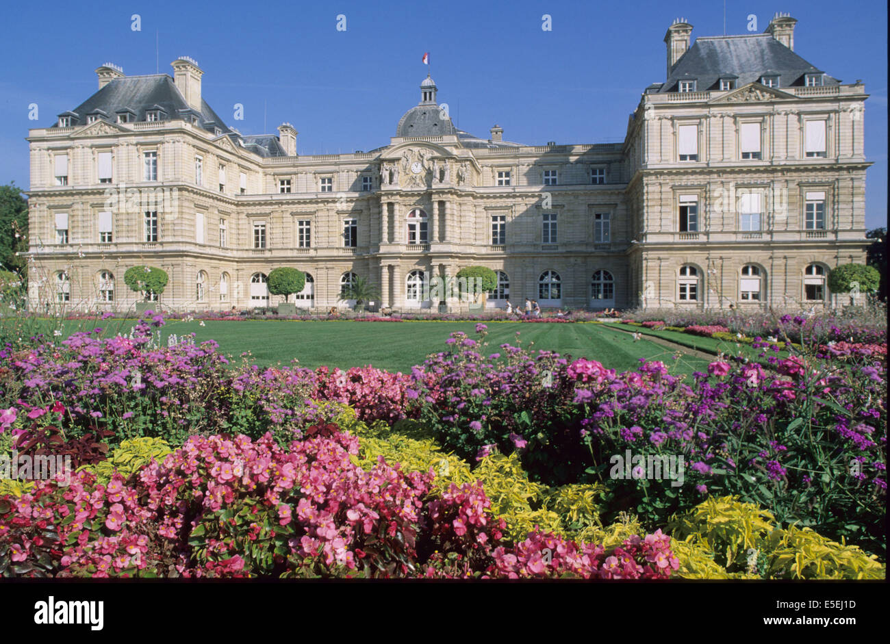 jeg er tørstig suppe horisont france, paris 6e, palais du Luxembourg, senat, architecte salomon de la  brosse Stock Photo - Alamy