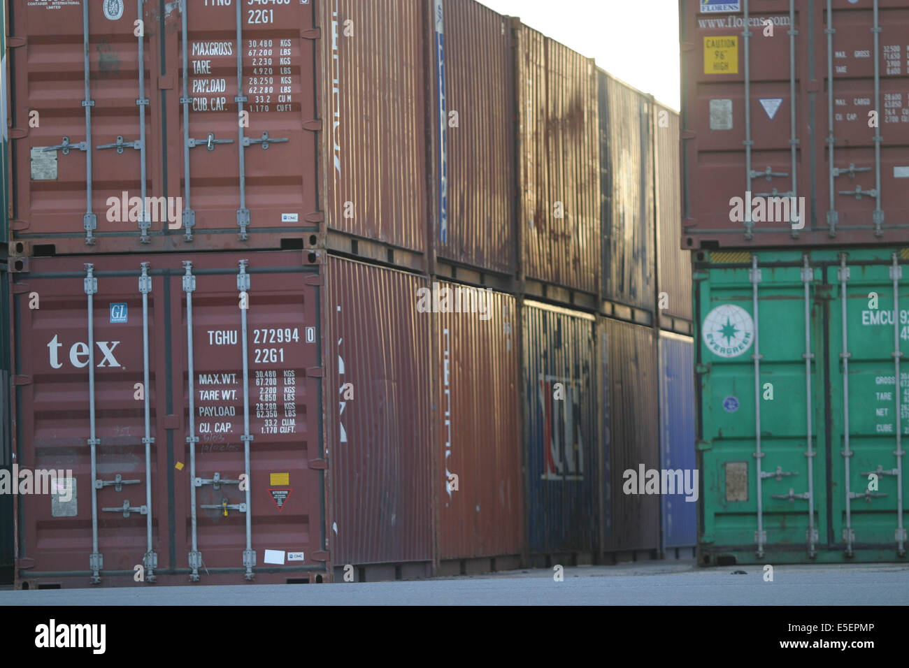 Porte containers hi-res stock photography and images - Alamy