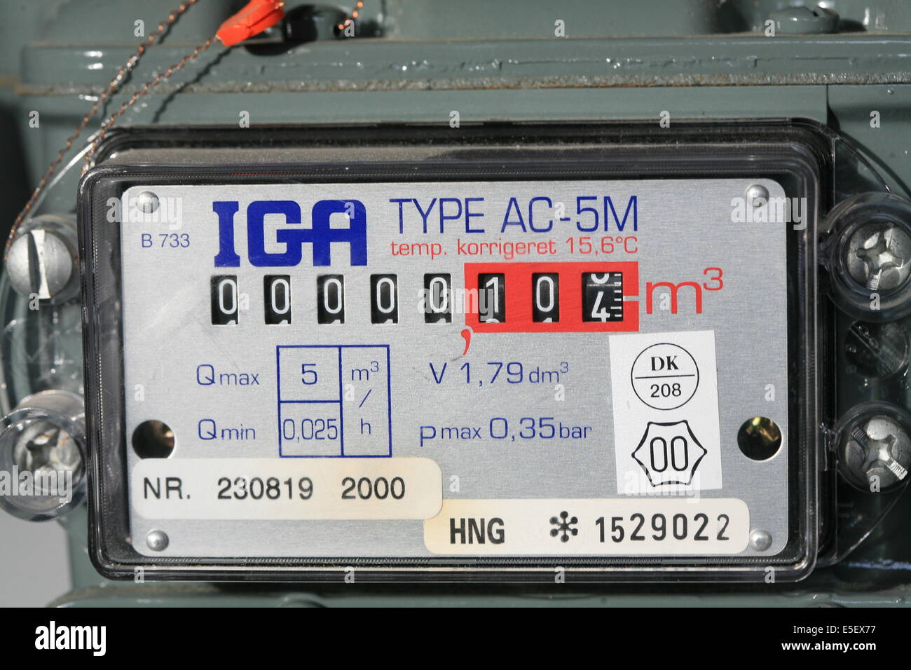IGA domestic gas meter Stock Photo - Alamy