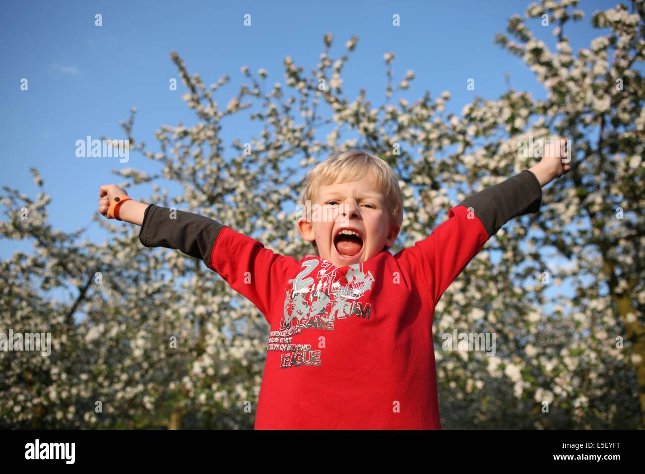 Enfant 7 ans hi-res stock photography and images - Alamy