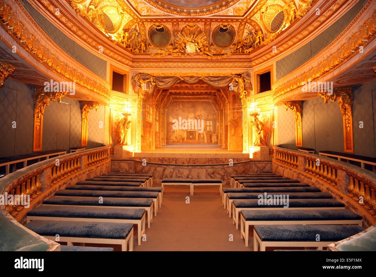 Queen's theatre versailles hires stock photography and images Alamy