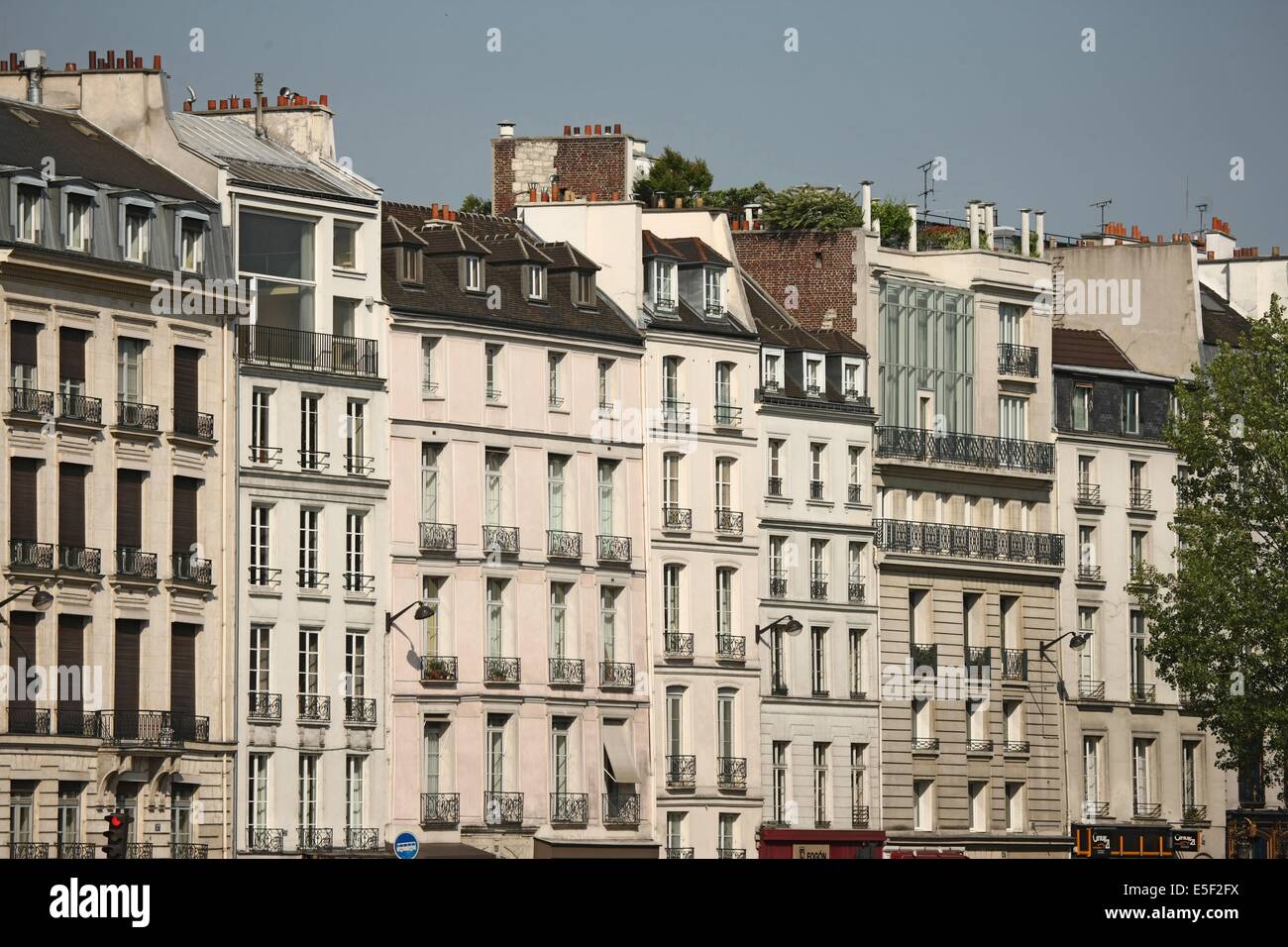 France, paris, quai des grands augustins, bord de seine, immeubles, batiments, Stock Photo