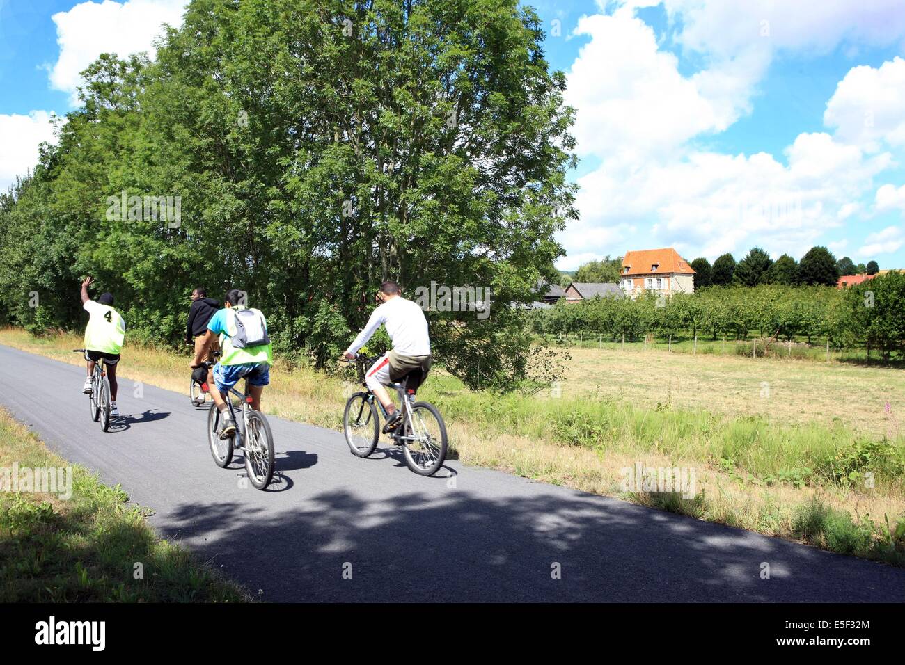 France, Haute Normandie, seine maritime, pays de bray, osmoy saint valery, voie verte, avenue verte, pres des vergers de felix platel, Stock Photo