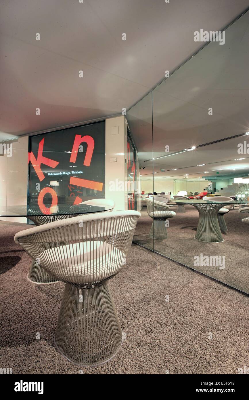 Showroom knollinternational france hires stock photography and images