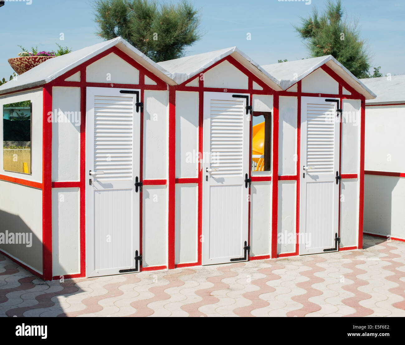 Red Wooden Cabins On The Beach Stock Photo 72249130 Alamy