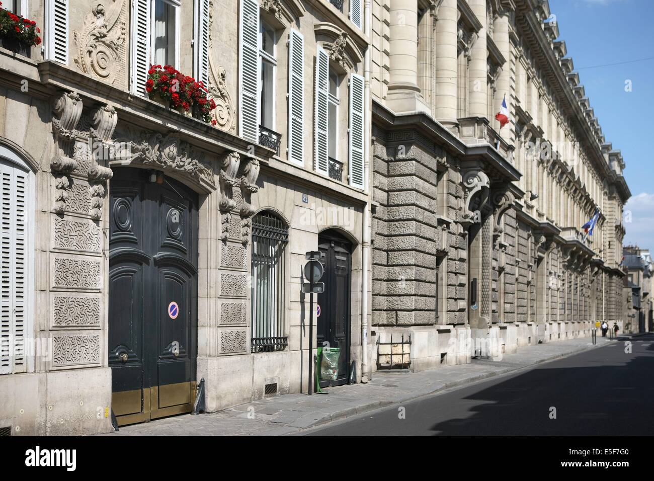 France, ile de france, paris, 7e arrondissement, rue de varenne, quartier des ministeres France, ile de france, paris, 7e arrondissement, rue de varenne, quartier des ministeres