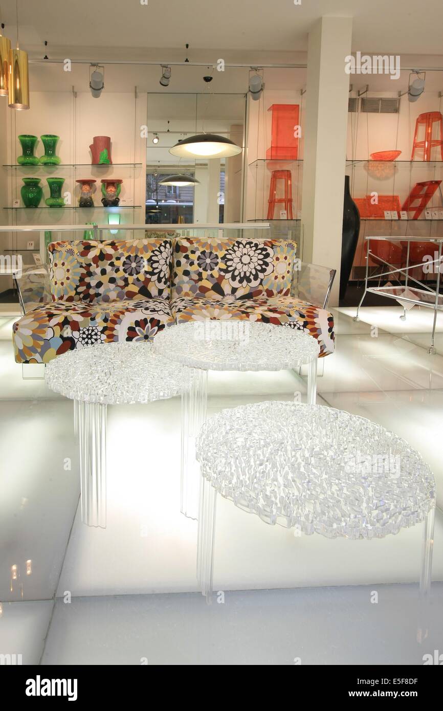 242 boulevard saint germain hires stock photography and images Alamy