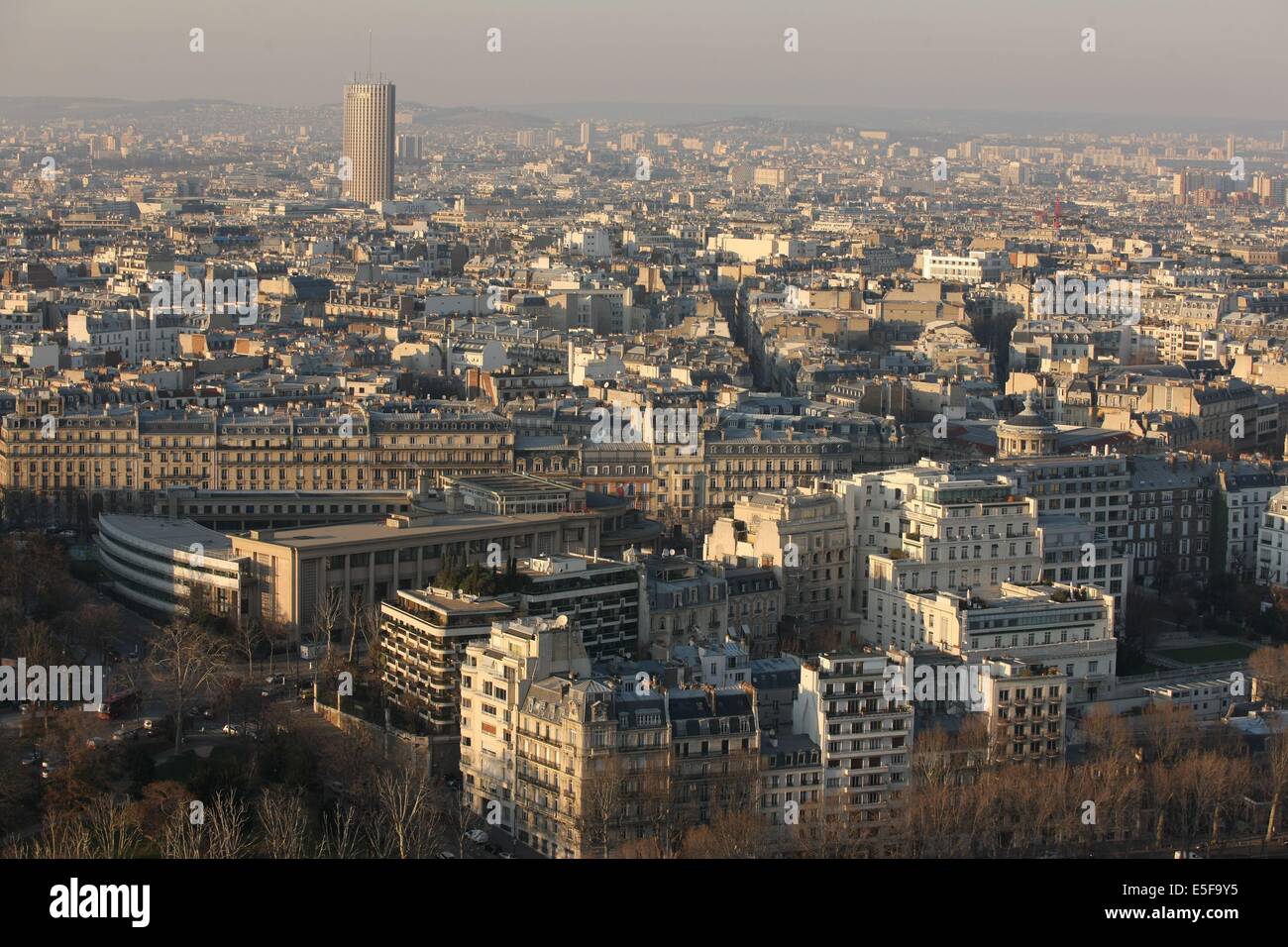 France, ile de france, paris 7e arrondissement, tour eiffel, vue depuis le 2e etage, vers le nord, concorde la fayette, tour, hotel, Stock Photo