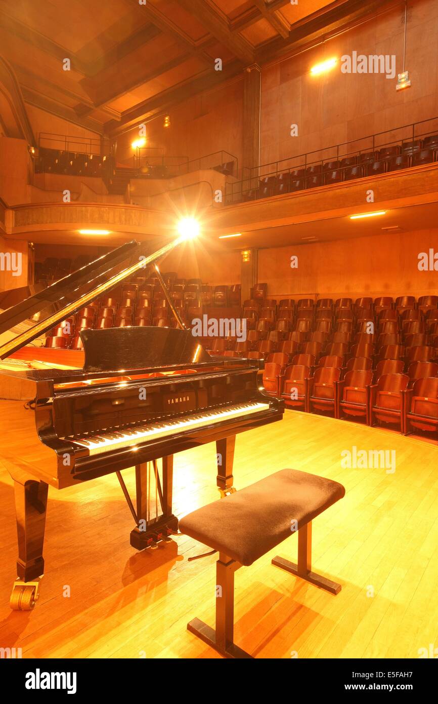 Ecole normale de musique de paris hi-res stock photography and images ...