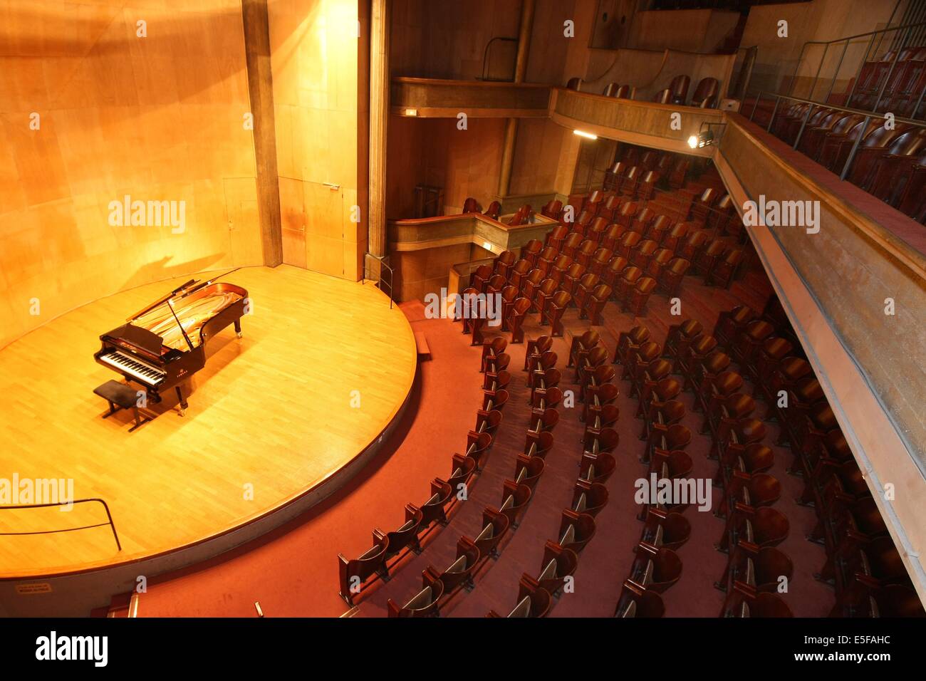 France, ile de france, paris 17e arrondissement, 78 rue cardinet, salle cortot, architecte auguste perret, ecole normale superieure de musique, salle de concert, piano, Stock Photo