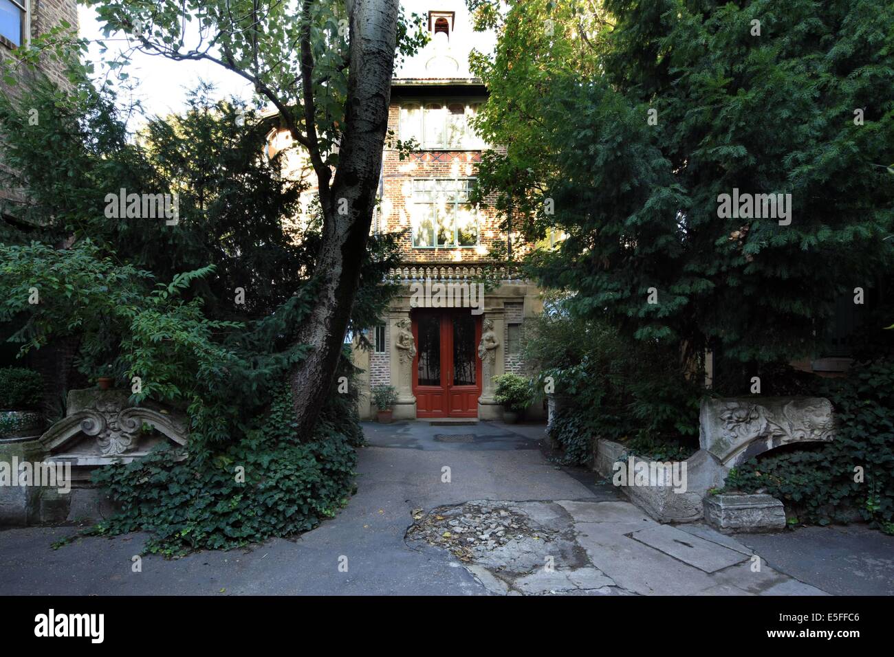 La Ruche Paris High Resolution Stock Photography And Images Alamy