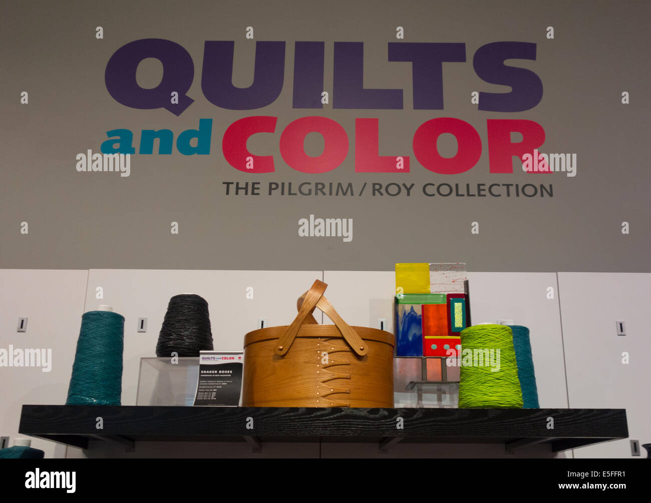 Shaker style quilt hires stock photography and images Alamy