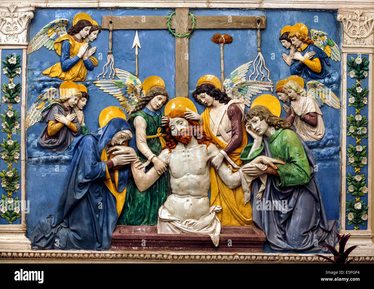 La Verna Tuscany: Church of Santa Maria of Angeli. Polychrome terracotta 1490 Stock Photo