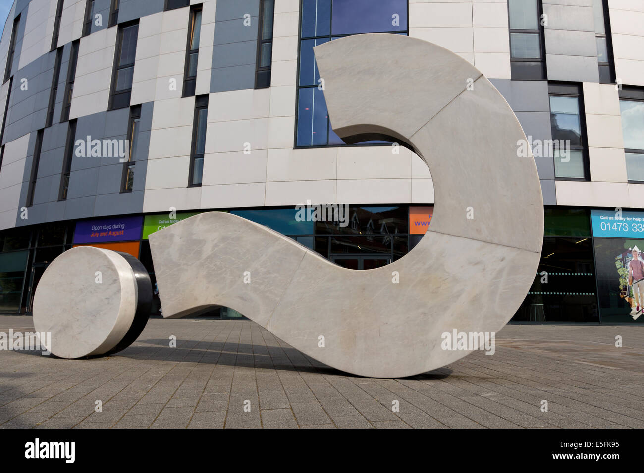 Statue of a question mark outside Ispwich University Stock Photo - Alamy