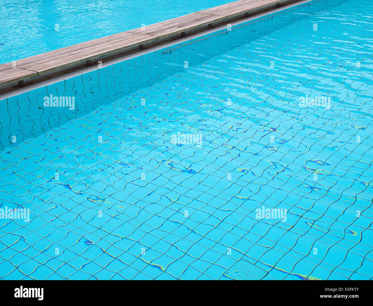 Swimming pool and benches hi-res stock photography and images - Alamy