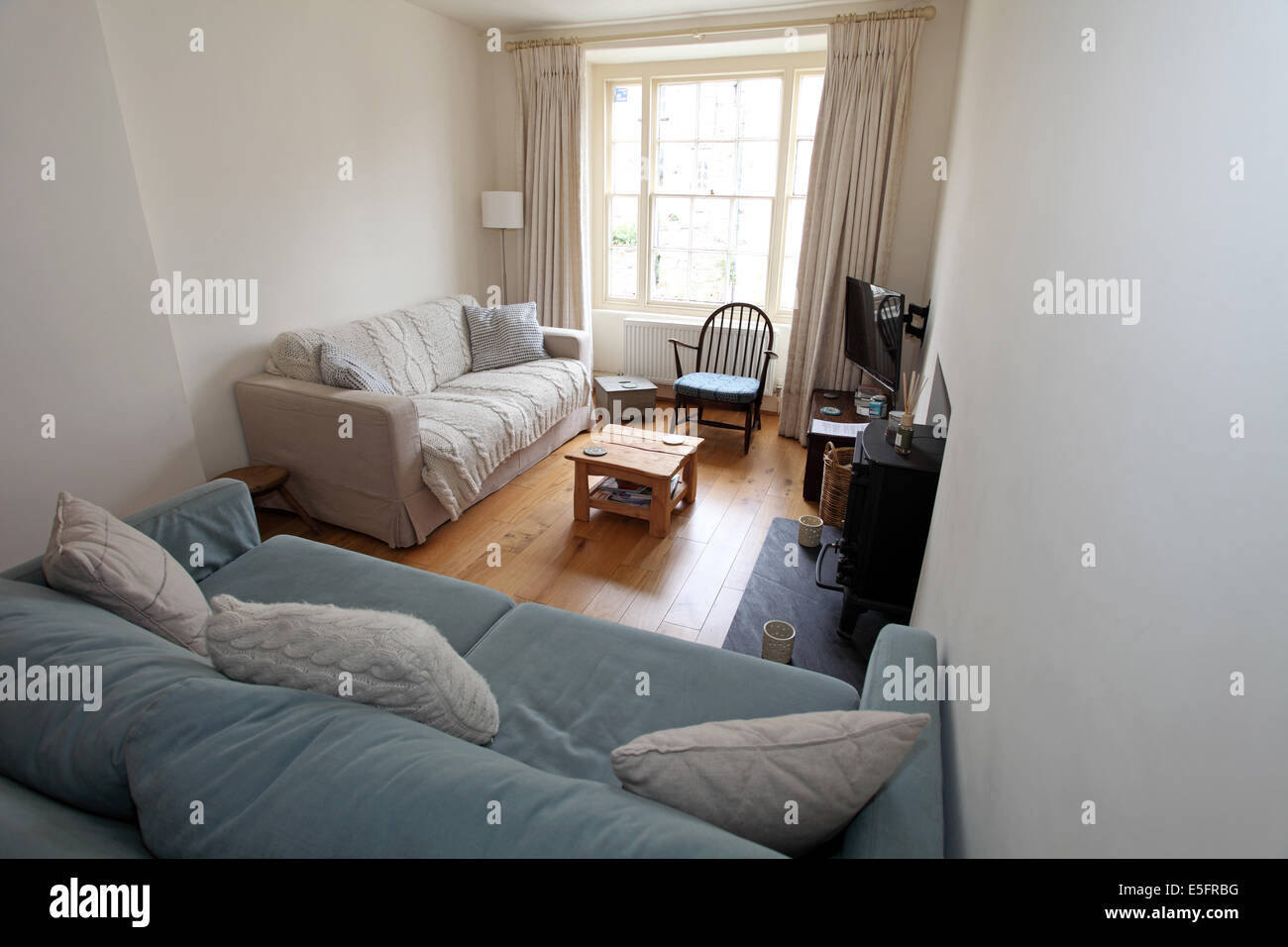 Traditional british living room hi-res stock photography and images - Alamy