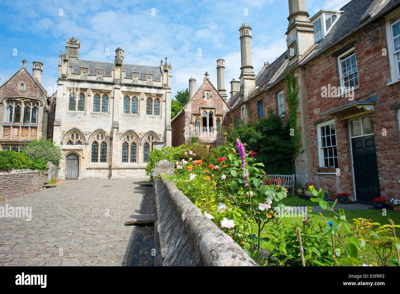14th century Vicars' Close Wells Somerset England, the oldest residential street in Europe Stock Photo