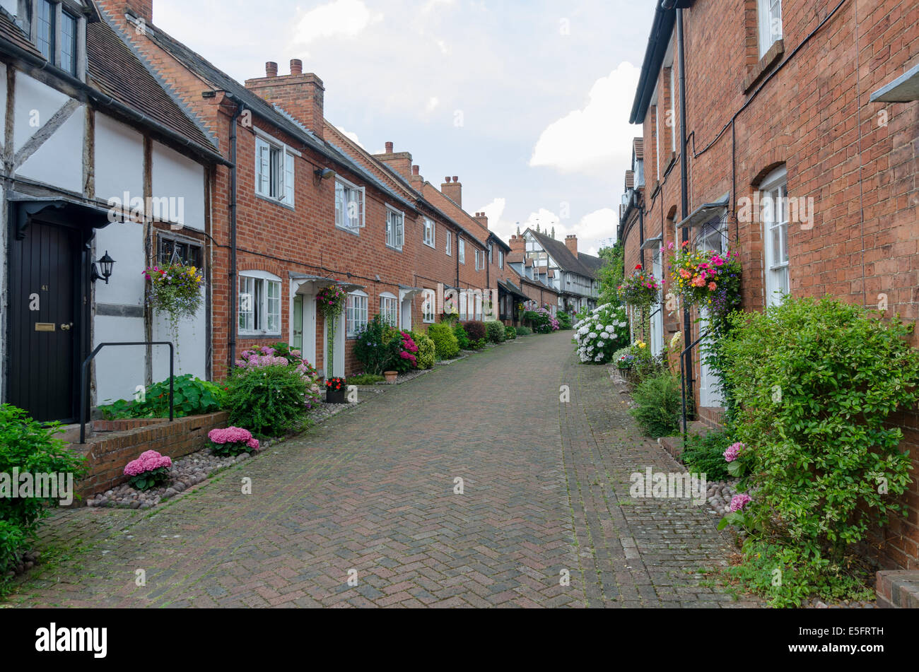 Malt Mill Lane in the Warwickshire town of Alcester contains a number of preserved Tudor houses